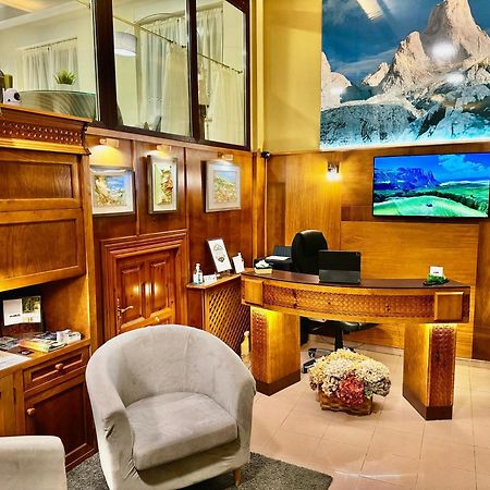 Hotel La Rivera Arenas De Cabrales Dış mekan fotoğraf