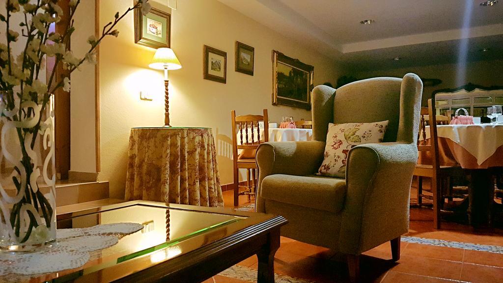 Hotel La Rivera Arenas De Cabrales Dış mekan fotoğraf